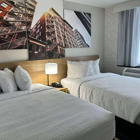 Days Inn By Wyndham Brooklyn Eastern Parkway Νέα Υόρκη Εξωτερικό φωτογραφία
