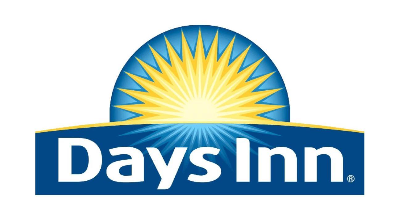 Days Inn By Wyndham Brooklyn Eastern Parkway Νέα Υόρκη Εξωτερικό φωτογραφία
